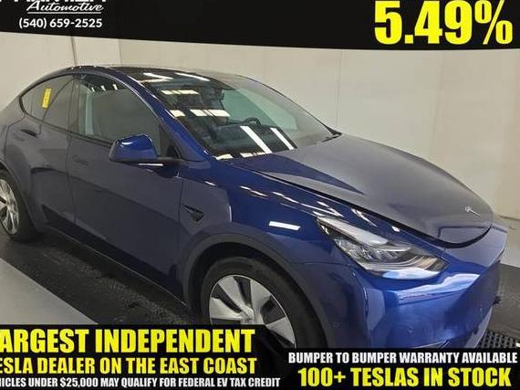 TESLA MODEL Y 2022 7SAYGDEE6NF459815 image